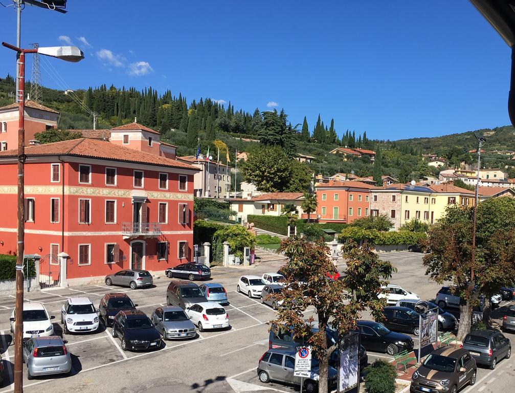 Dimora Valpolicella Hotel ซานตัมบรอโจ ดิ วัลโปลีเชลลา ภายนอก รูปภาพ